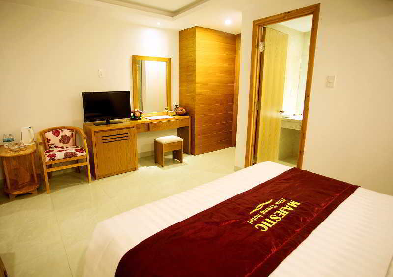 Hotel Majestic Star Nha Trang Esterno foto