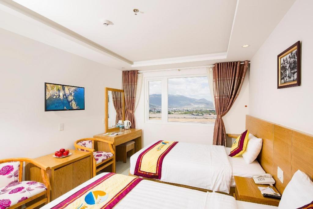 Hotel Majestic Star Nha Trang Esterno foto