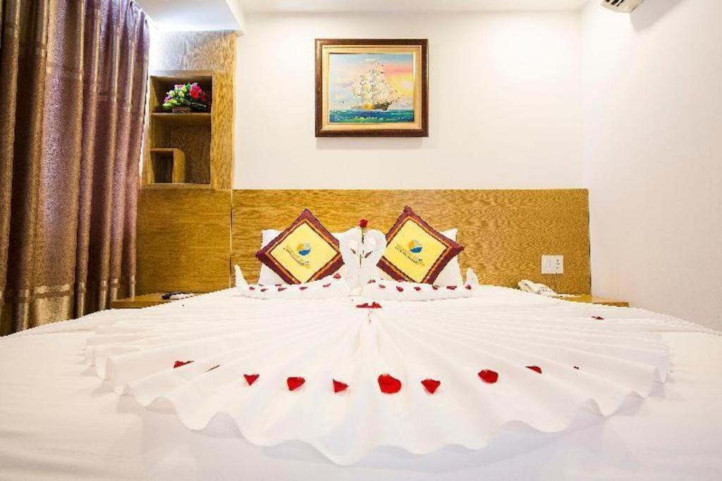 Hotel Majestic Star Nha Trang Esterno foto