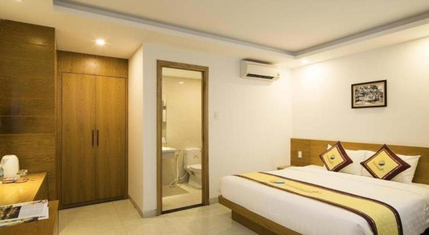 Hotel Majestic Star Nha Trang Esterno foto