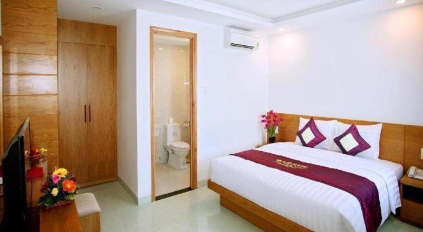 Hotel Majestic Star Nha Trang Esterno foto