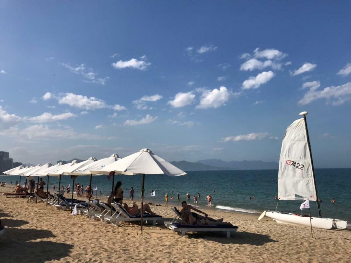 Hotel Majestic Star Nha Trang Esterno foto